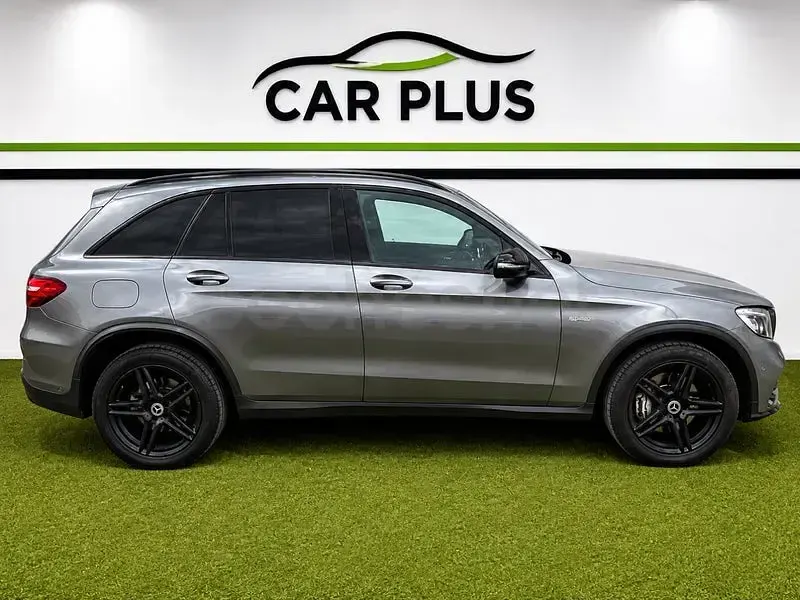 Usado Mercedes GLC43 AMG 367 CV (269 kW) 2018 Gris / plata SUV