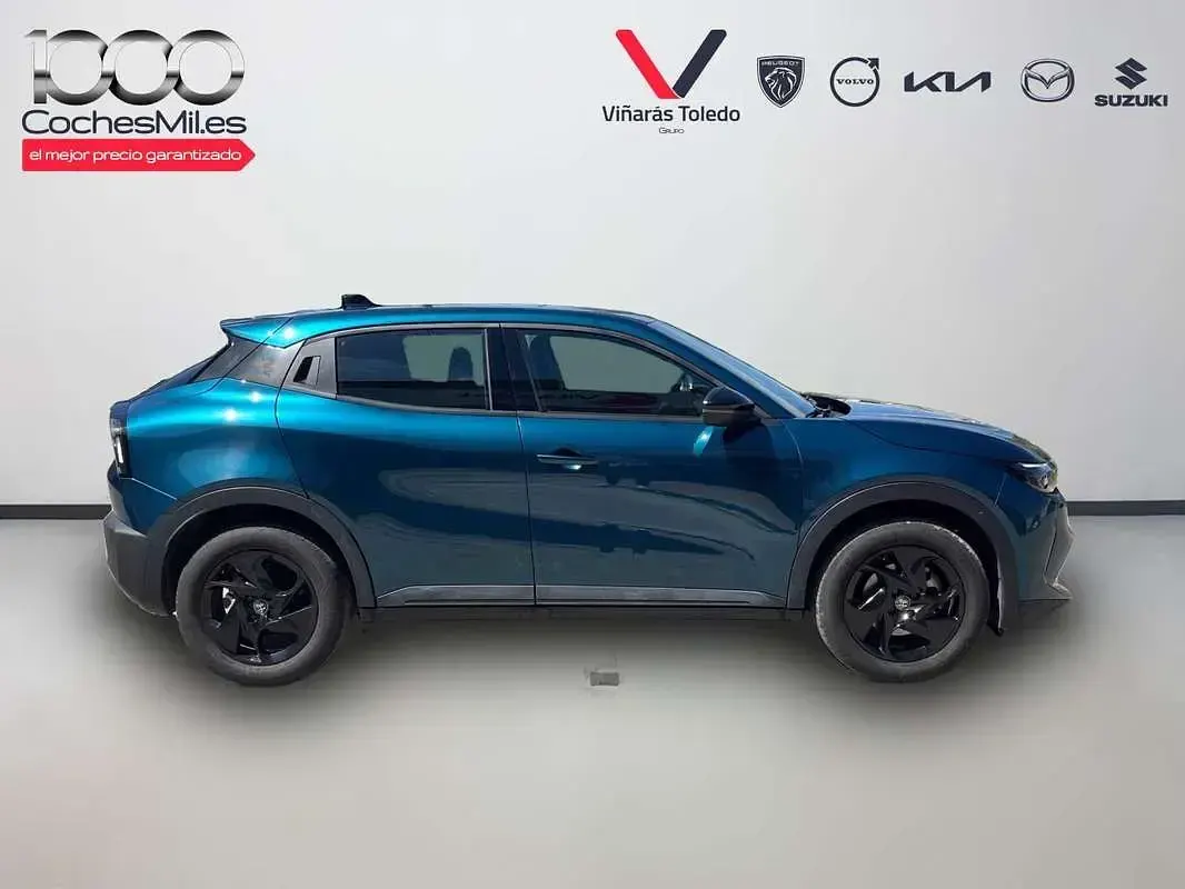 Usado Alfa Romeo Junior 136 CV (100 kW) 2025 Azul SUV