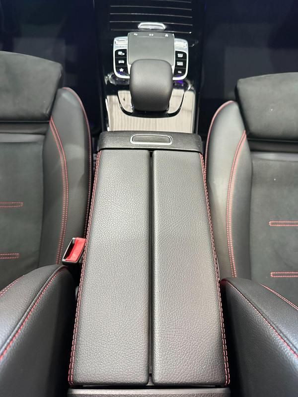 Usado Mercedes CLA200 156 CV (114 kW) 2019 Rojo Berlina