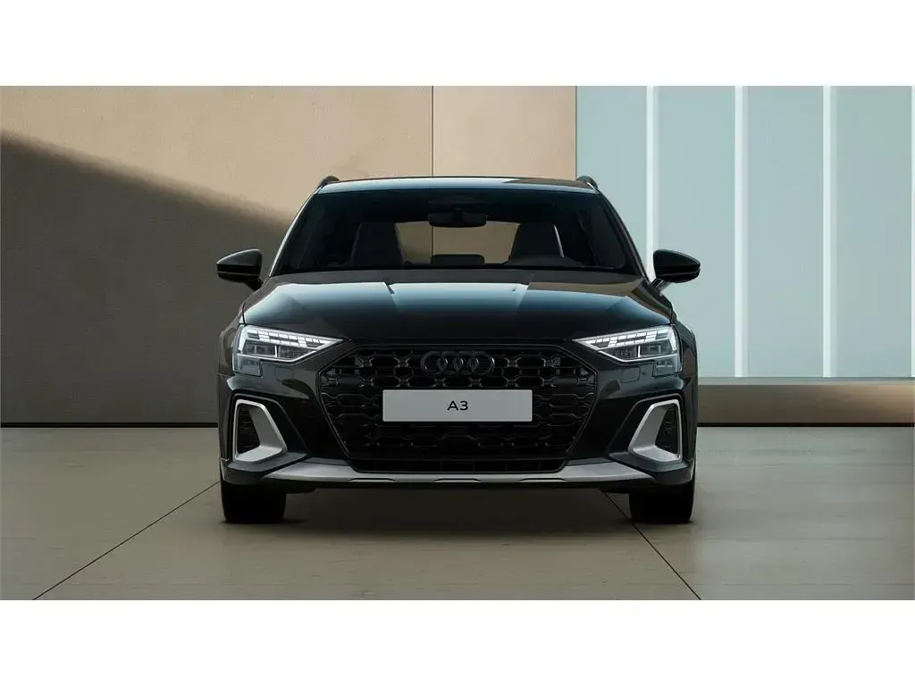 Nuevo Audi A3 150 CV (110 kW) 2026 Negro mito Berlina