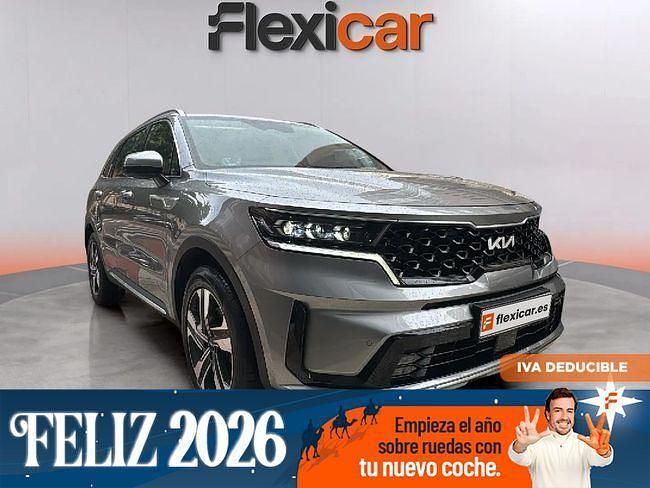 Gris / plata Usado 2023 Kia Sorento SUV | 31.980 € (Precio justo) - Imagen 1/4
