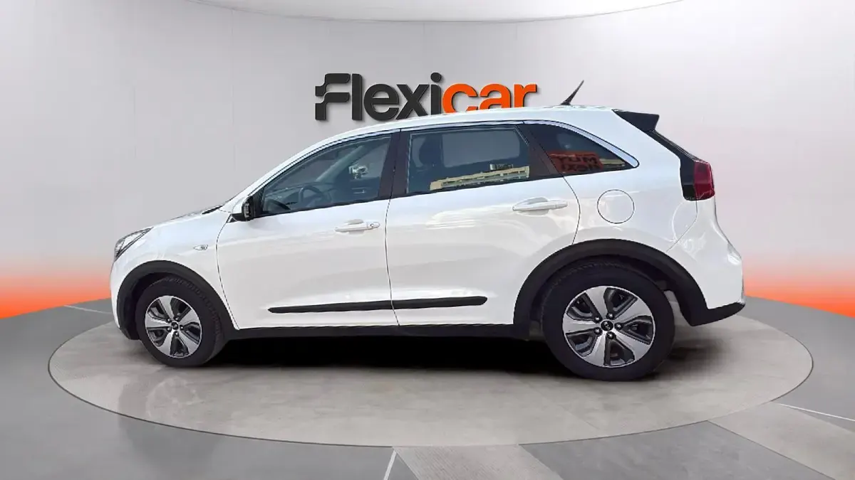 Usado Kia Niro 105 CV (77 kW) 2018 Blanco SUV