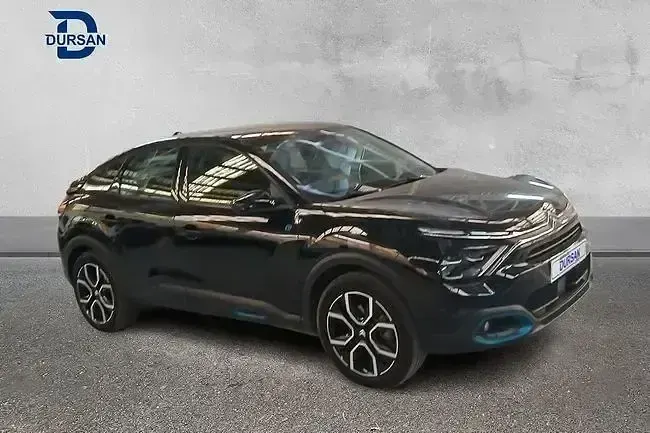 Usado Citroën e-C4 Feel 100 kW (136 CV) 2023 Negro