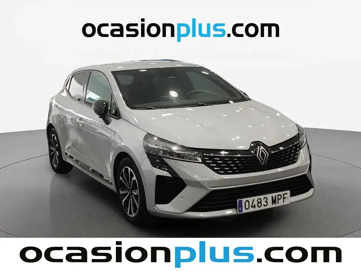 Usado Renault Clio V Techno 90 CV (66 kW) 2024 Gris Berlina