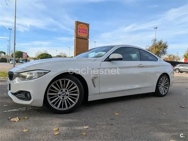 Usado BMW 420 Coupé Luxury Line 184 CV (135 kW) 2014 Blanco Coupe