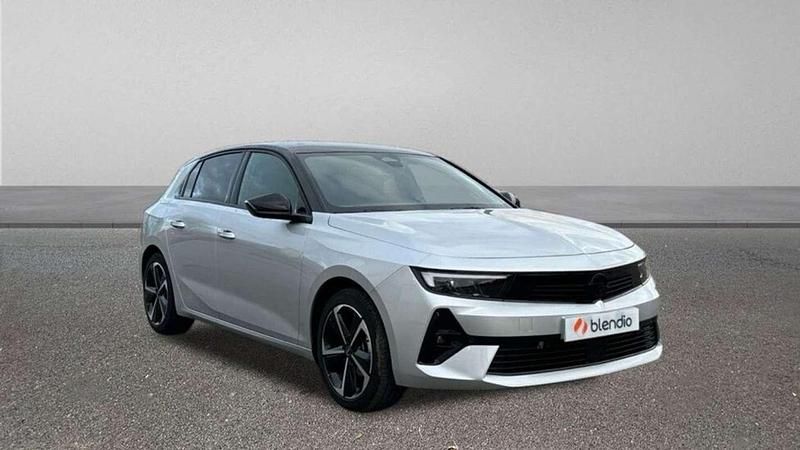 Usado Opel Astra 131 CV (96 kW) 2024 Gris Utilitario