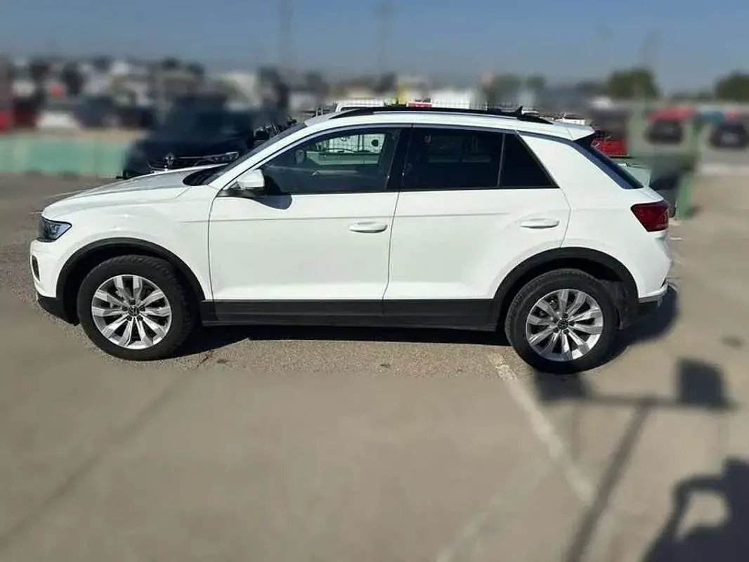 Usado VW T-Roc Advance 116 CV (85 kW) 2021 Blanco SUV
