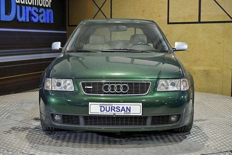 Usado Audi S3 210 CV (154 kW) 2000 Verde Utilitario
