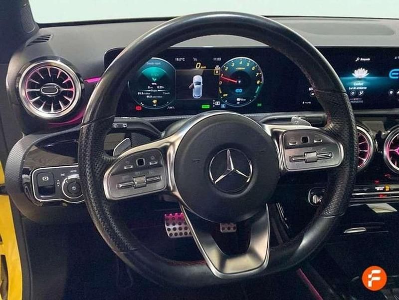 Usado Mercedes A220 218 CV (160 kW) 2021 Amarillo Berlina
