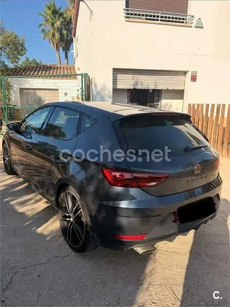 Usado Seat Leon CUPRA 290 CV (213 kW) 2019 Gris / plata Berlina
