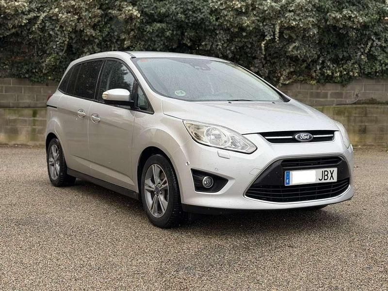 Usado Ford C-MAX 116 CV (85 kW) 2015 Monovolumen