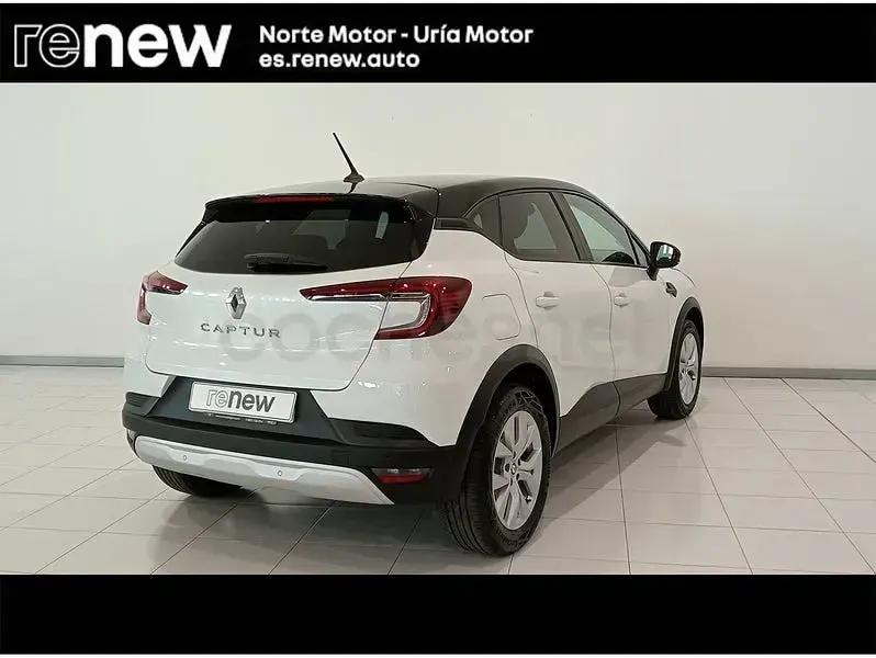 Usado Renault Captur Intens 100 CV (73 kW) 2022 Blanco SUV