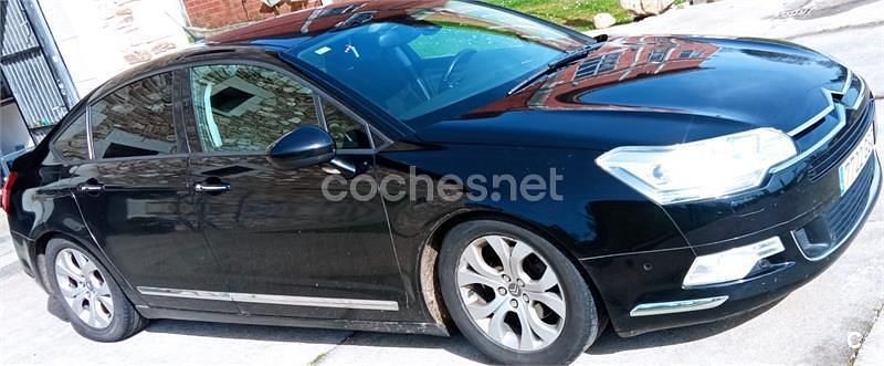 Usado Citroën C5 138 CV (101 kW) 2008 Negro Familiar