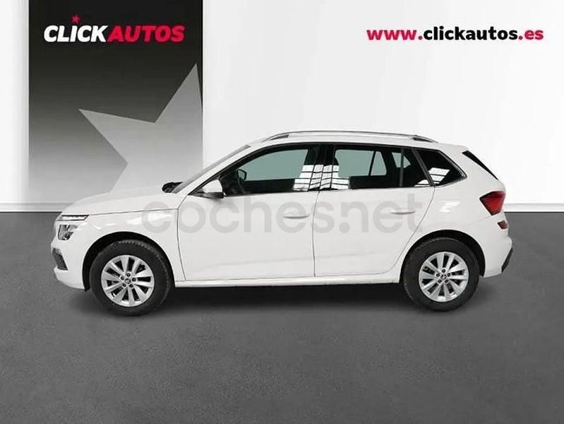 Usado Skoda Kamiq Selection 95 CV (69 kW) 2025 Blanco SUV