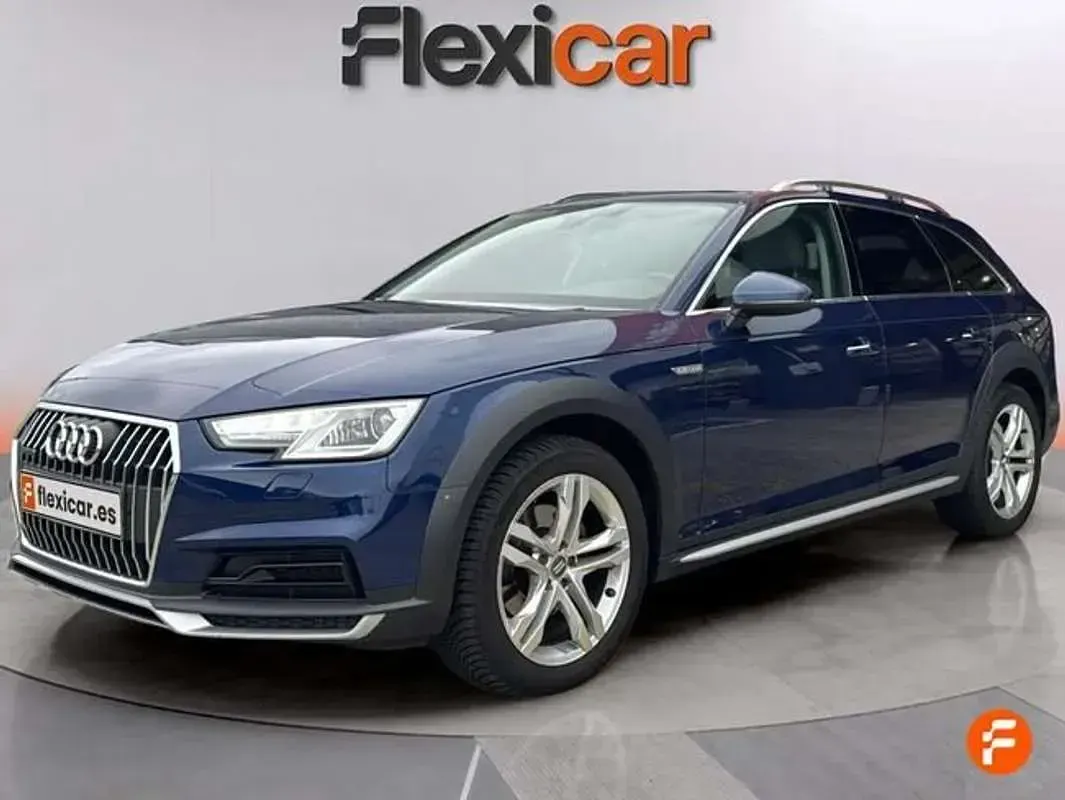 Usado Audi A4 163 CV (119 kW) 2017 Azul Familiar