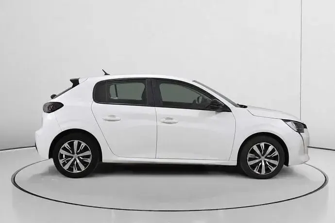 Usado Peugeot 208 Active 100 CV (73 kW) 2023 Utilitario