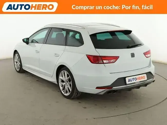 Usado Seat Leon FR 150 CV (110 kW) 2016 Blanco Familiar