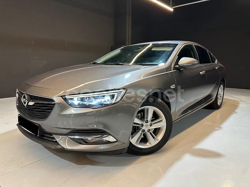 Gris / plata Usado 2019 Opel Insignia Business Berlina | 9900 € (Buen precio) - Imagen 1/4
