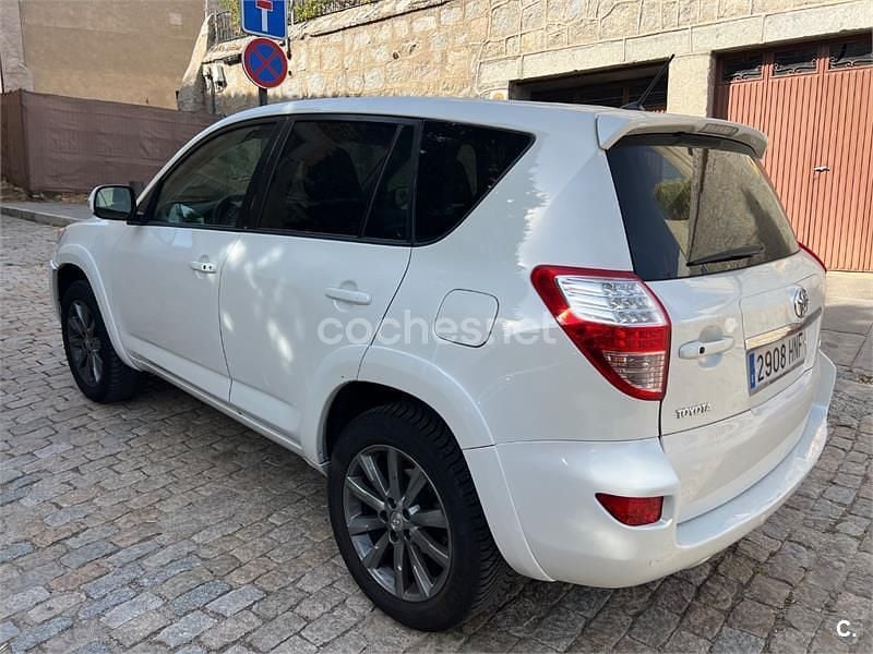 Blanco Usado 2012 Toyota RAV4 SUV | 13.500 € (Super precio) - Imagen 1/4