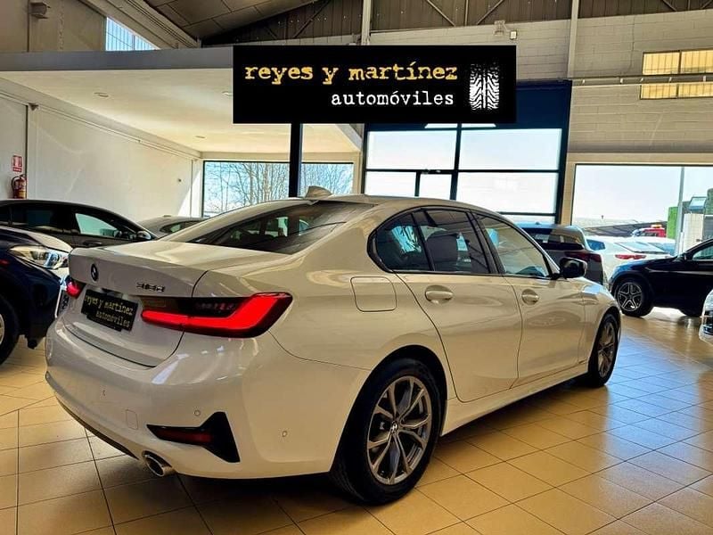 Usado BMW 318 Shadowline 150 CV (110 kW) 2021 Blanco Berlina