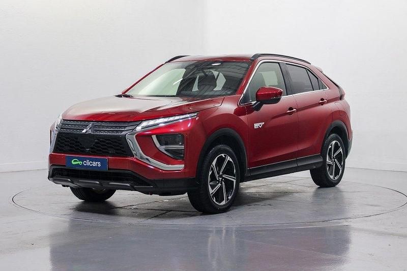 Usado Mitsubishi Eclipse Cross 188 CV (138 kW) 2021 Rojo SUV