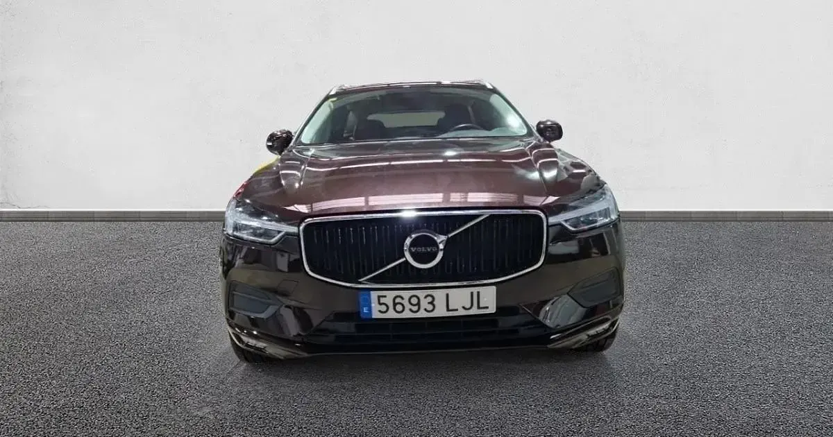 Käytetty Volvo XC60 Business Edition 190 HP (139 kW) 2020 Katumaasturi