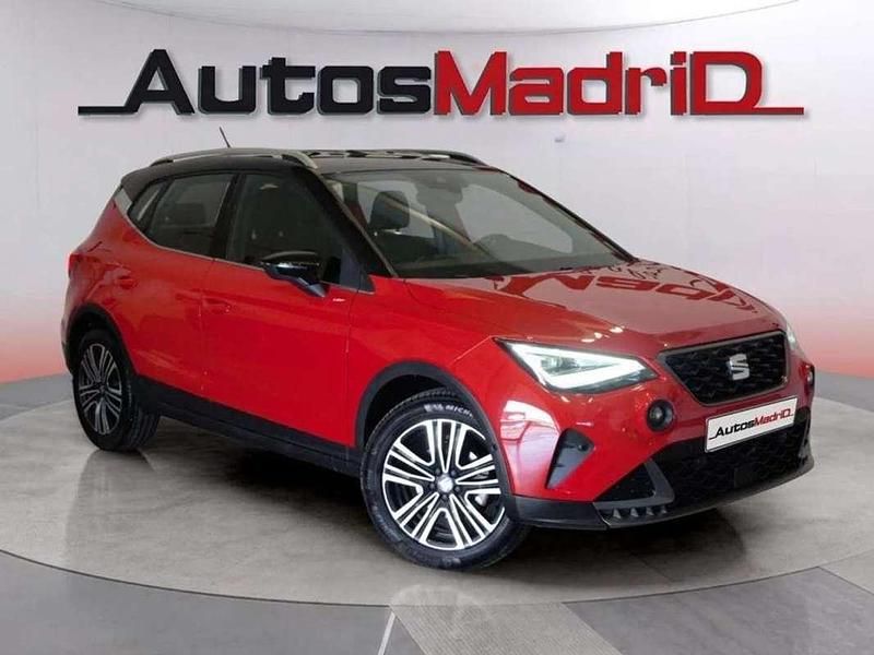 Negro Usado 2024 Seat Arona FR SUV | 16.990 € (Buen precio) - Imagen 1/4