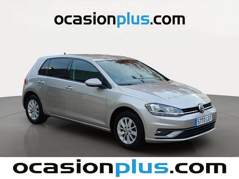 Usado VW Golf VII Business 116 CV (85 kW) 2020 Gris plata Utilitario