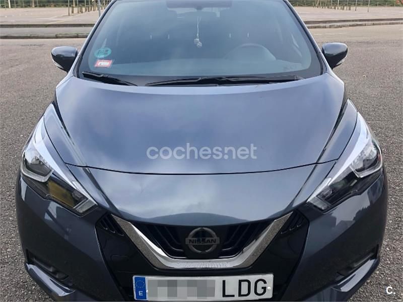 Usado Nissan Micra N-Connecta 100 CV (73 kW) 2019 Gris / plata Berlina