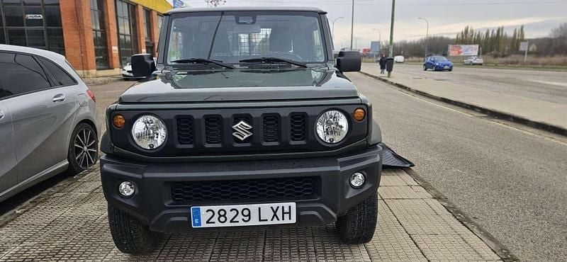 Verde Usado 2021 Suzuki Jimny SUV | 26.000 € - Imagen 1/4