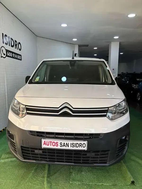 Usado Citroën Berlingo 101 CV (74 kW) 2021 Blanco Monovolumen