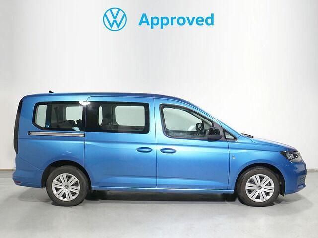 Usado VW Caddy Maxi 102 CV (75 kW) 2025 Azul Monovolumen