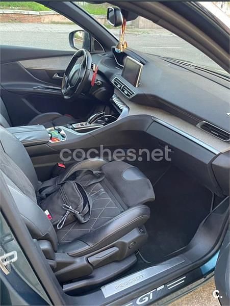 Usado Peugeot 5008 GT-line 180 CV (132 kW) 2018 Verde SUV