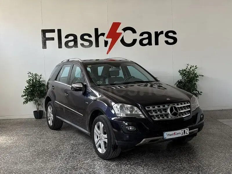 Usado Mercedes ML300 204 CV (150 kW) 2010 Azul SUV