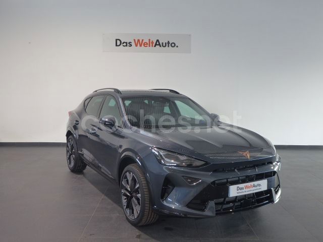 Gris / plata Nuevo 2024 Cupra Formentor SUV | 36.900 € (Un poco caro) - Imagen 1/4