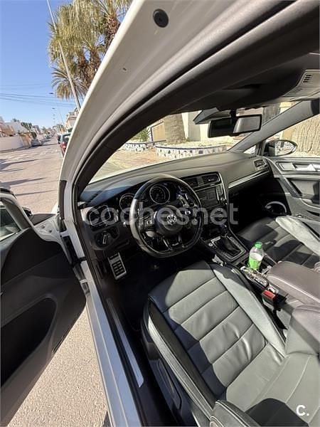 Usado VW Golf VII R 300 CV (220 kW) 2016 Blanco Berlina
