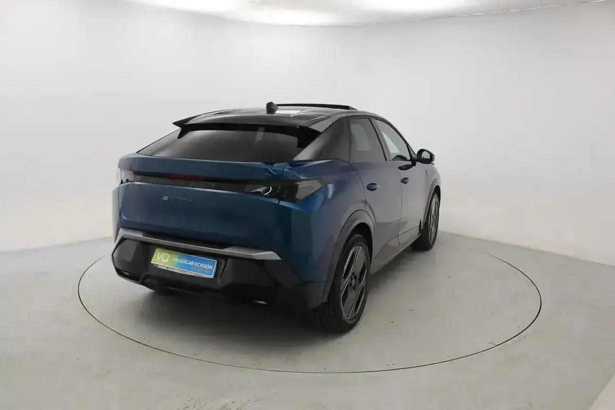 Usado Peugeot e-3008 GT 158 kW (215 CV) 2024 Azul SUV