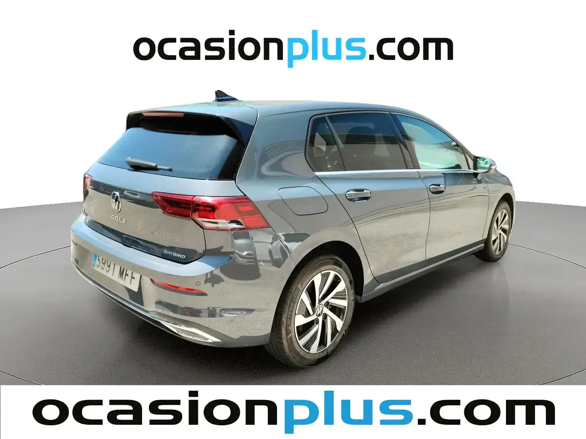 Usado VW Golf VIII 204 CV (150 kW) 2023 Gris Utilitario