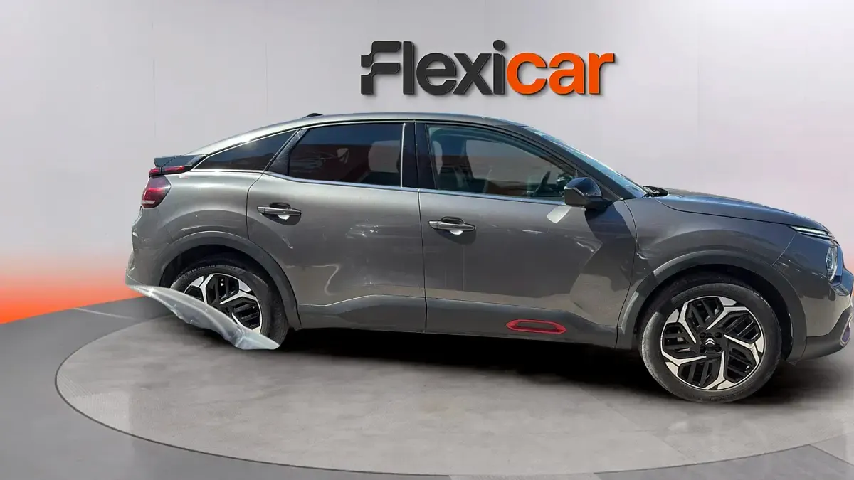 Usado Citroën C4 Feel 131 CV (96 kW) 2023 Gris SUV