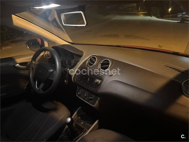 Usado Seat Ibiza Copa 70 CV (51 kW) 2012 Rojo Berlina