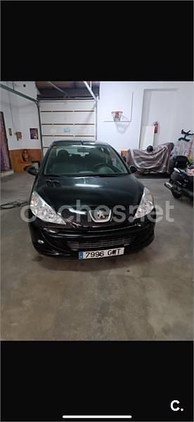 Negro Usado 2010 Peugeot 206+ Utilitario | 3100 € (Precio justo) - Imagen 1/4