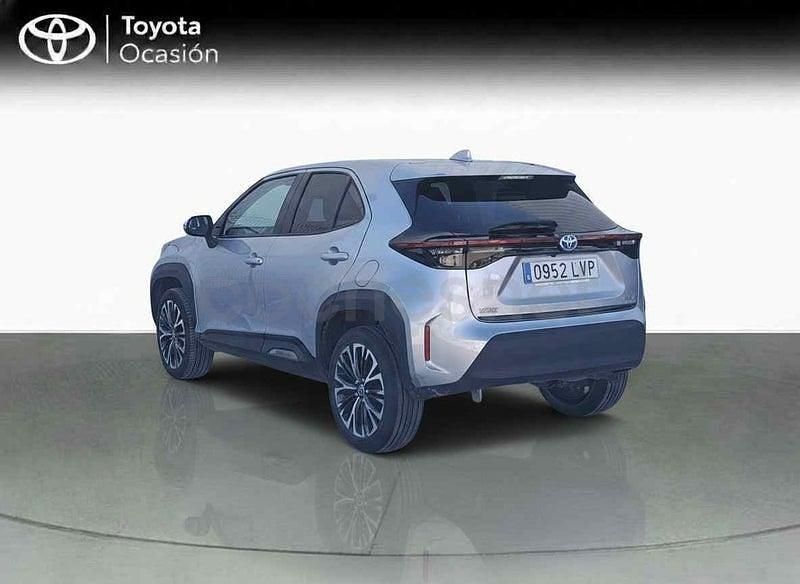 Usado Toyota Yaris Cross Style 116 CV (85 kW) 2021 Gris SUV