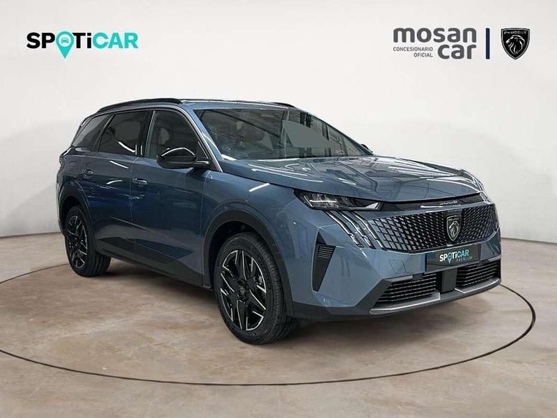Usado Peugeot 5008 Allure 136 CV (100 kW) 2024 Azul Monovolumen