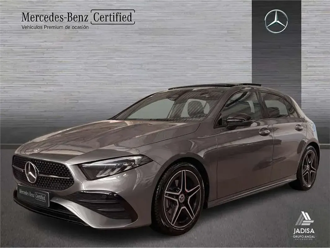 Usado Mercedes A180 136 CV (100 kW) 2025 Berlina