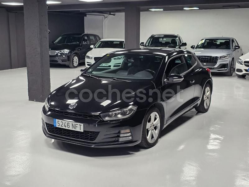 Negro Usado 2015 VW Scirocco R-line Coupe | 12.800 € (Super precio) - Imagen 1/4