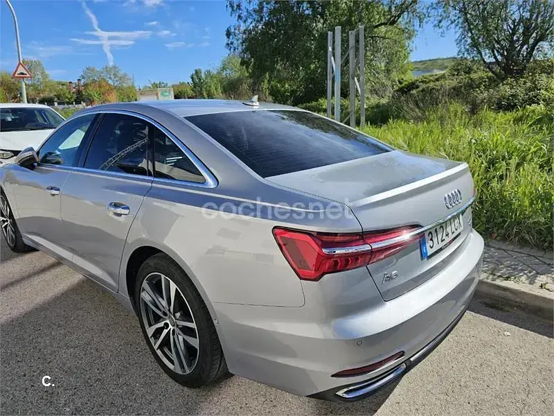 Usado Audi A6 Design 286 CV (210 kW) 2019 Gris / plata Familiar