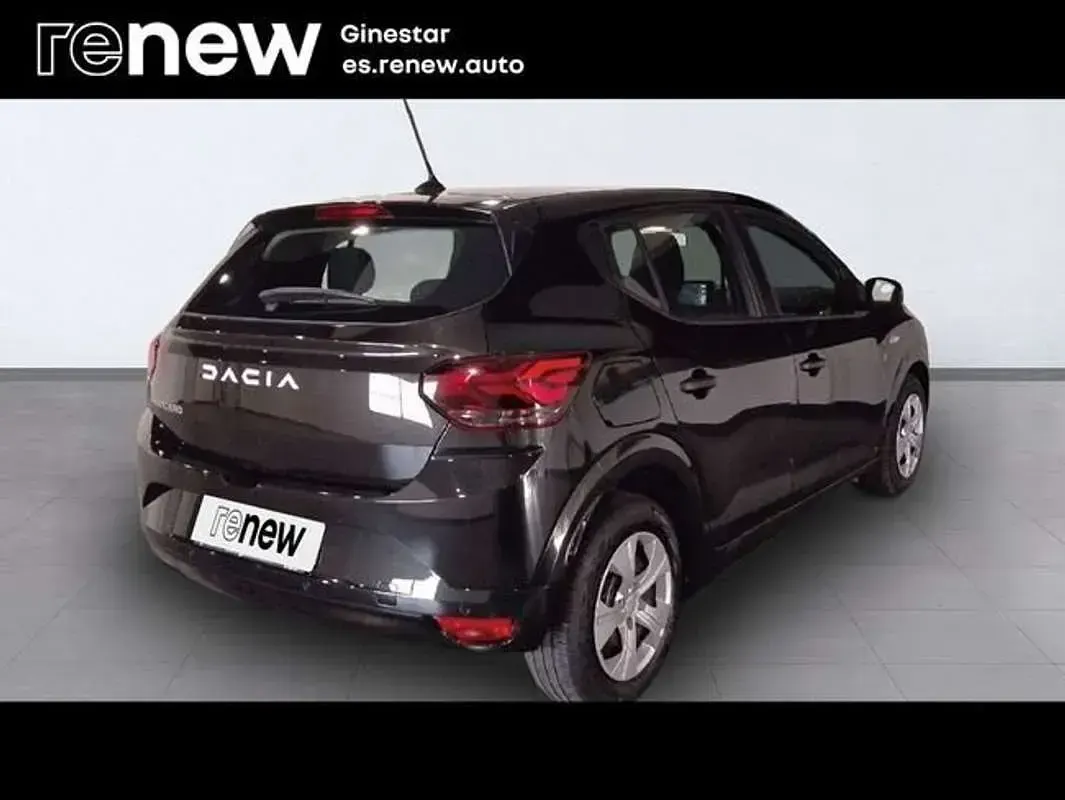 Usado Dacia Sandero Essentiel 91 CV (66 kW) 2023 Negro Utilitario