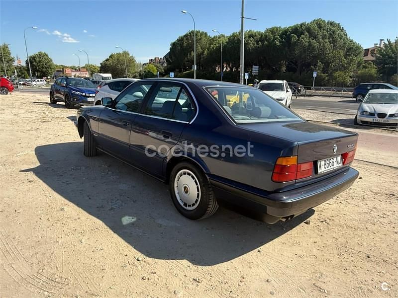 Usado BMW 525 192 CV (141 kW) 1991 Azul Berlina