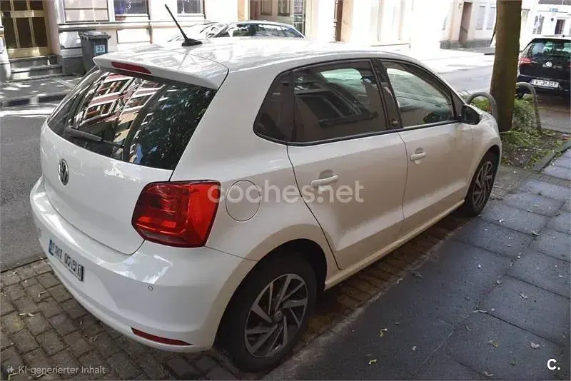 Usado VW Polo Advance 75 CV (55 kW) 2017 Blanco Berlina