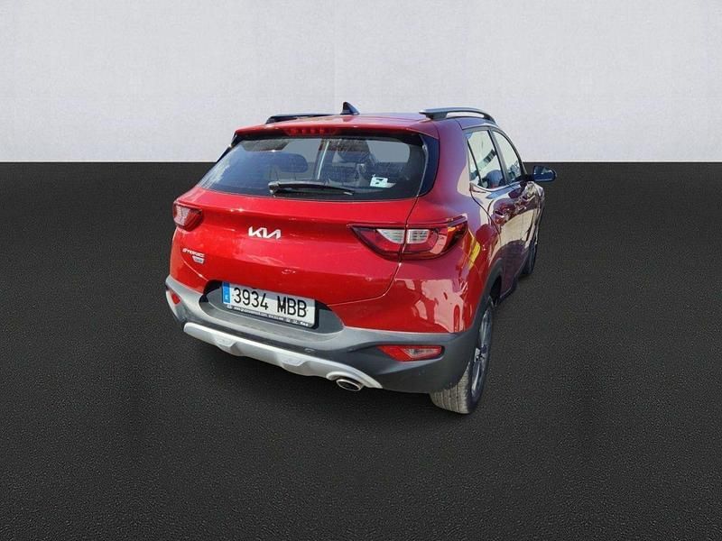 Usado Kia Stonic Plus 120 CV (88 kW) 2022 Rojo SUV